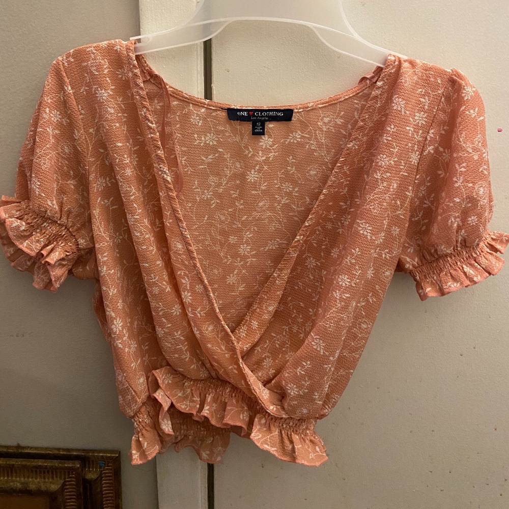 Cropped shirt